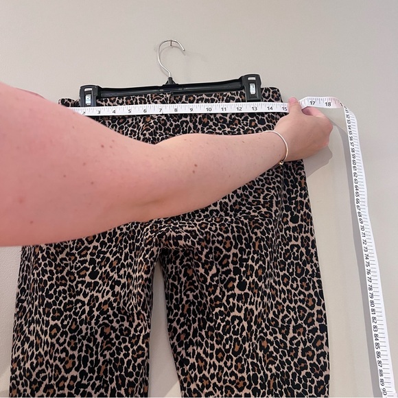 J. Crew Leopard Print Winnie Crop Pants Size 8 - Picture 5 of 8